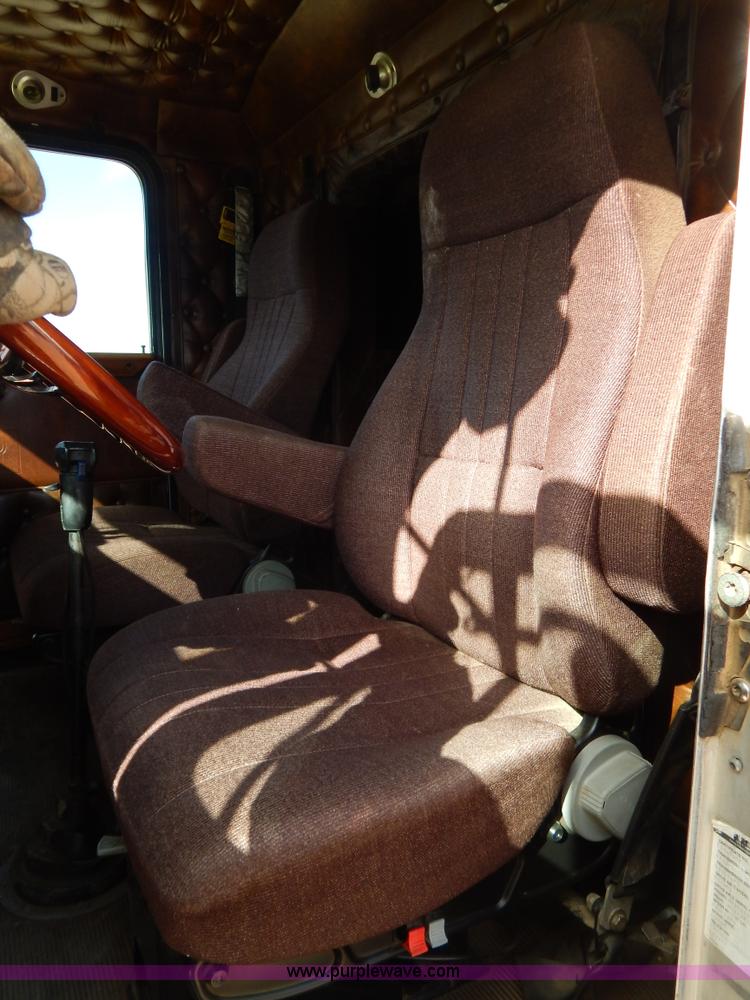 image for item B4825 1994 Kenworth W900B semi truck