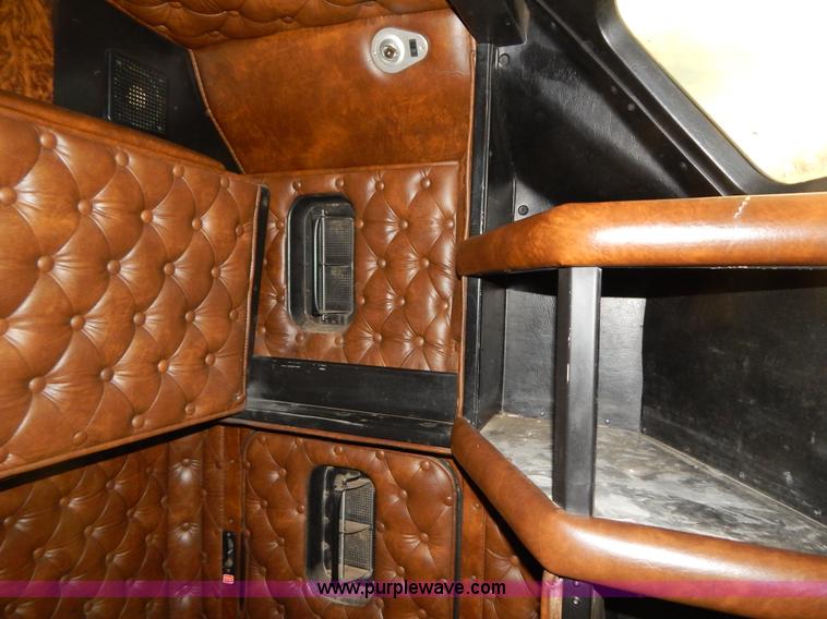 image for item B4825 1994 Kenworth W900B semi truck