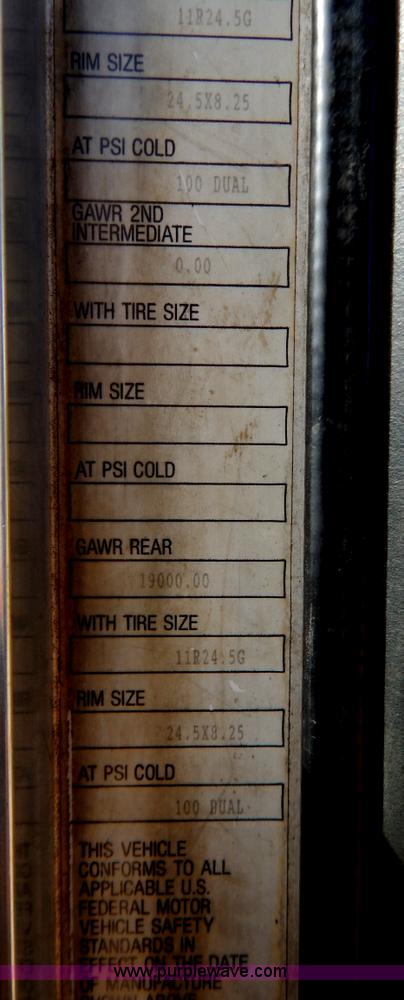 image for item B4825 1994 Kenworth W900B semi truck