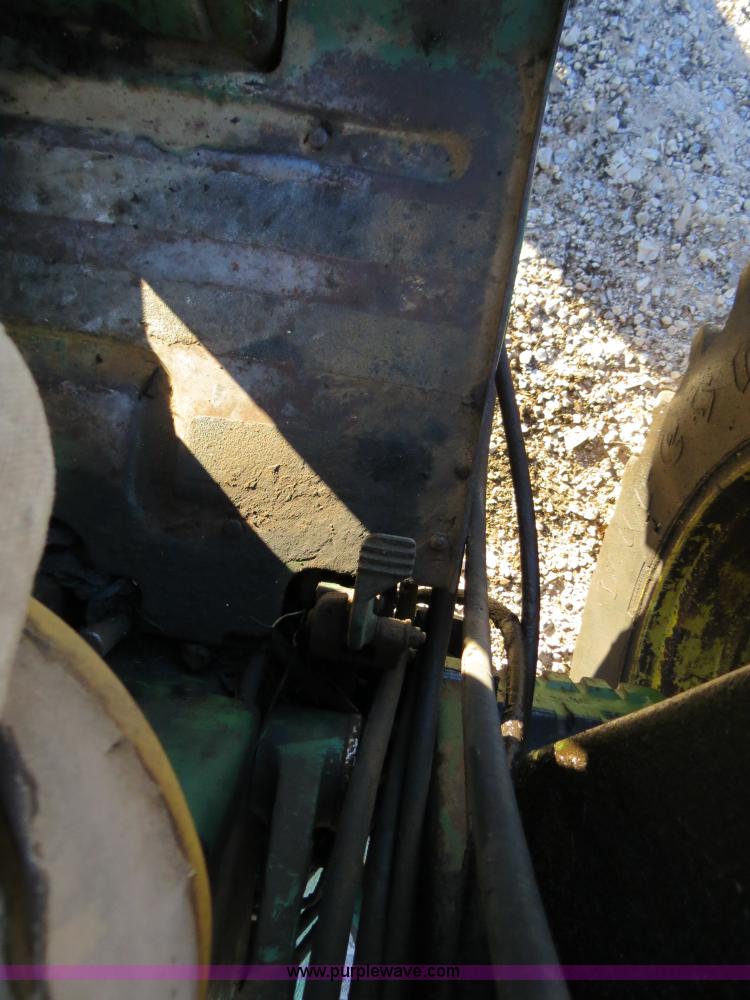 image for item B4826 1967 John Deere 4020 tractor