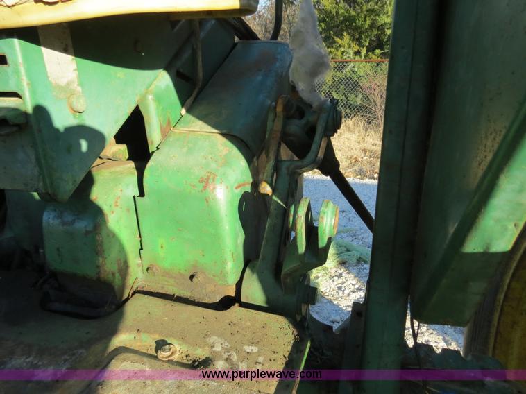 image for item B4826 1967 John Deere 4020 tractor