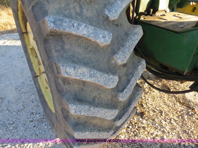 image for item B4826 1967 John Deere 4020 tractor