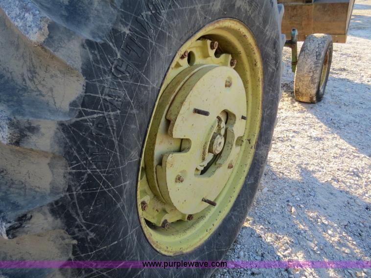 image for item B4826 1967 John Deere 4020 tractor