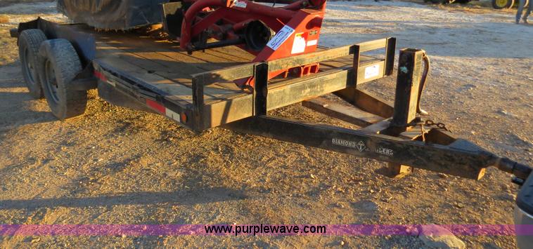 image for item B4830 2002 Diamond T flatbed trailer