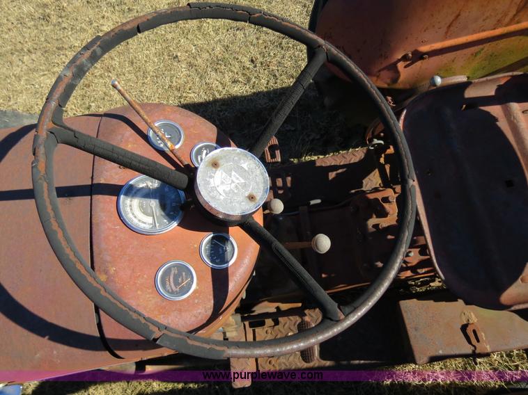 image for item B4835 1962 Massey-Ferguson 50 tractor