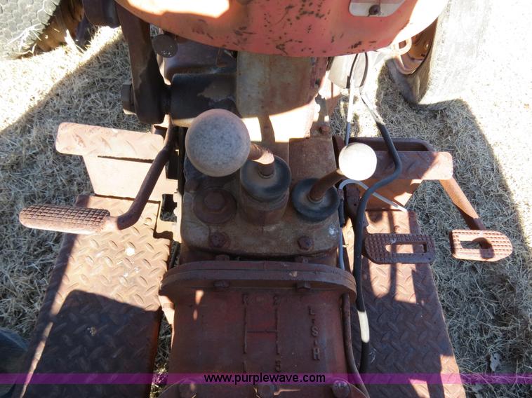 image for item B4835 1962 Massey-Ferguson 50 tractor