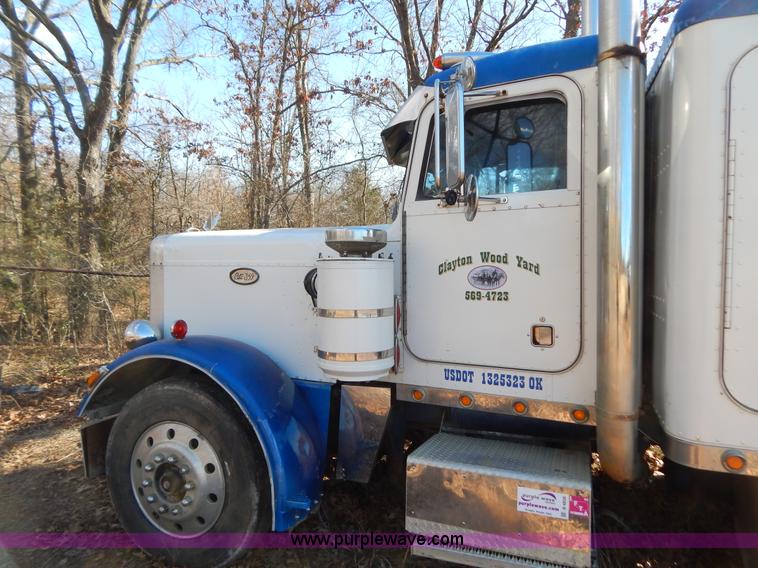 image for item B4836 1983 Peterbilt 359 semi truck