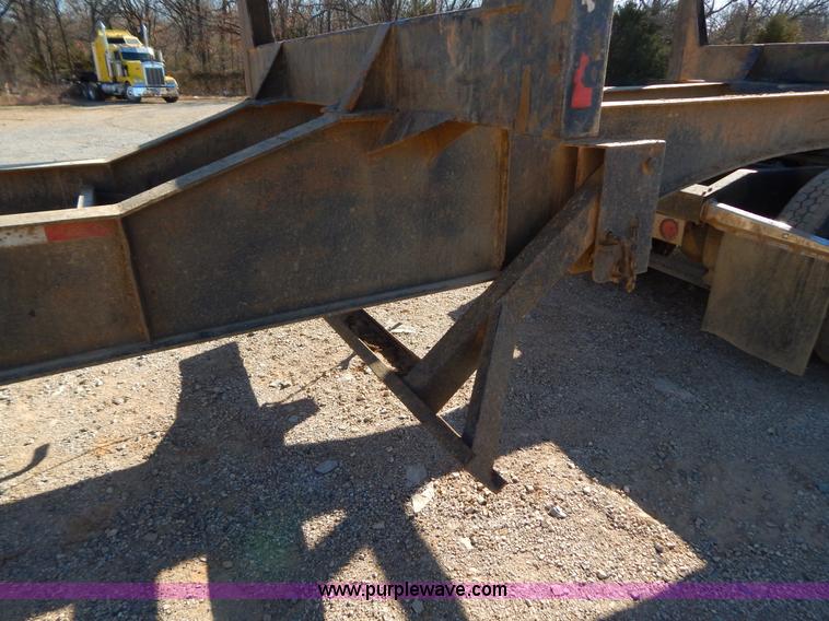 image for item B4837 2001 Pitts LT-40-8-L log trailer