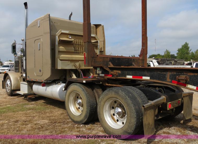 image for item B4838 1998 Peterbilt 379 semi truck