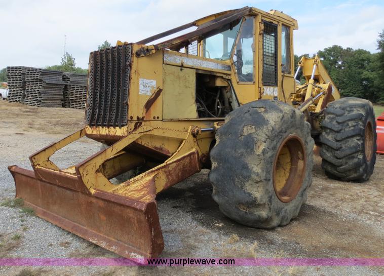 image for item B4840 1997 John Deere 748G skidder