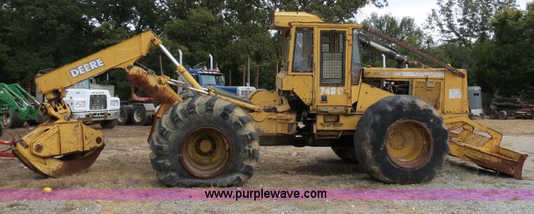 image for item B4840 1997 John Deere 748G skidder