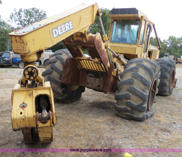 image for item B4840 1997 John Deere 748G skidder