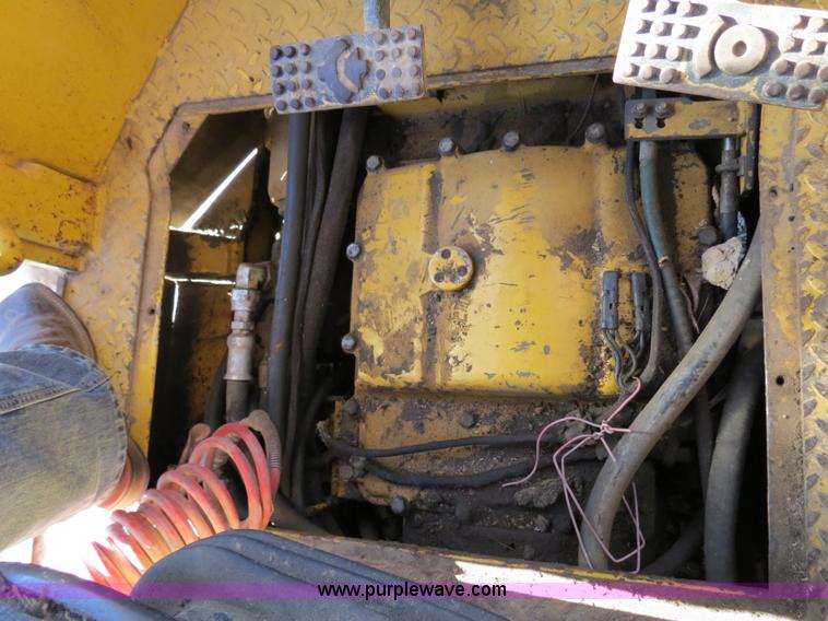 image for item B4840 1997 John Deere 748G skidder