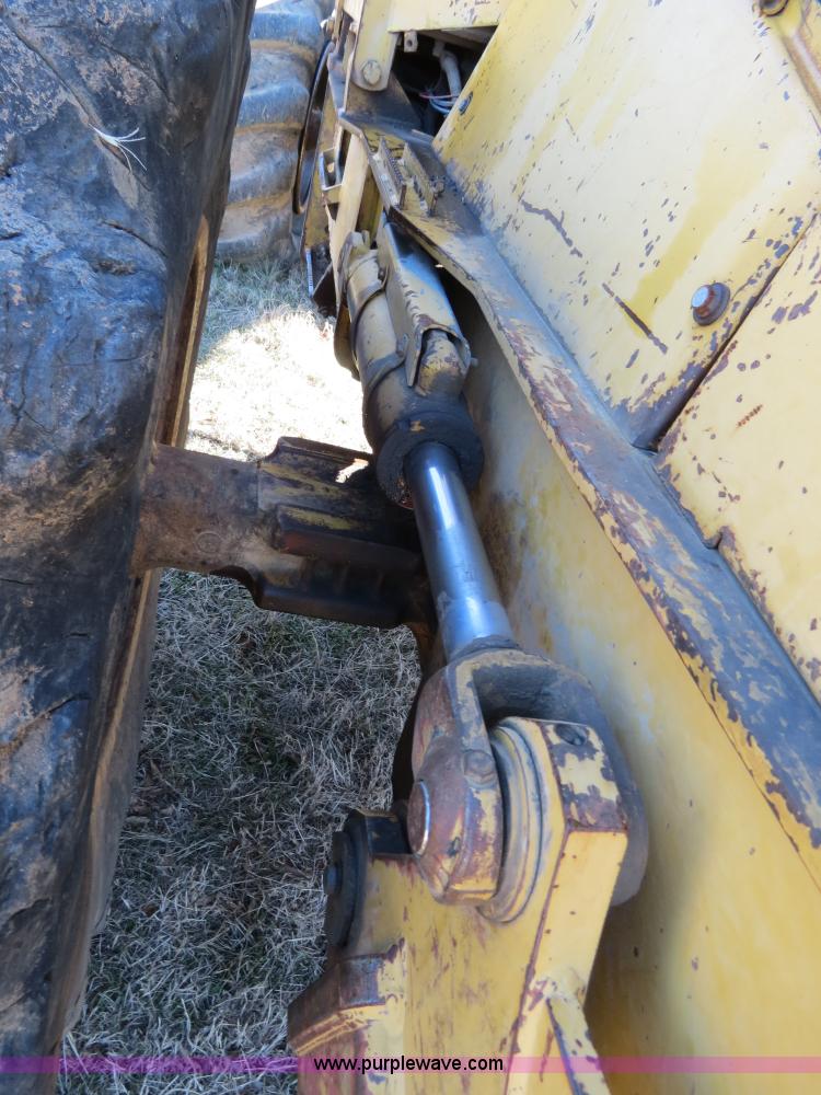 image for item B4840 1997 John Deere 748G skidder