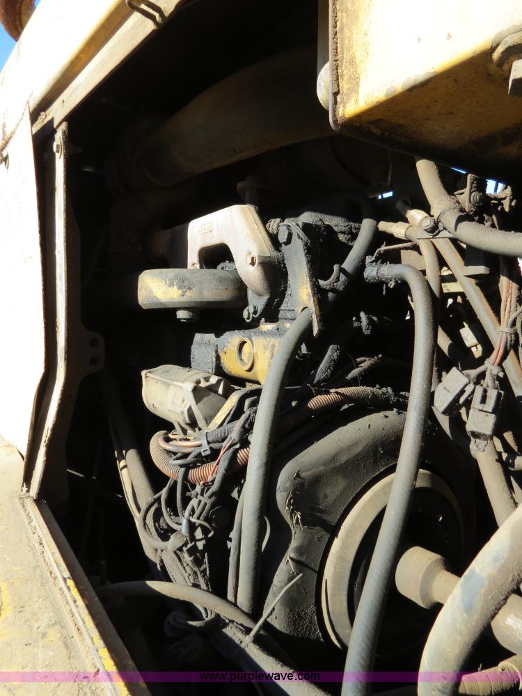 image for item B4840 1997 John Deere 748G skidder