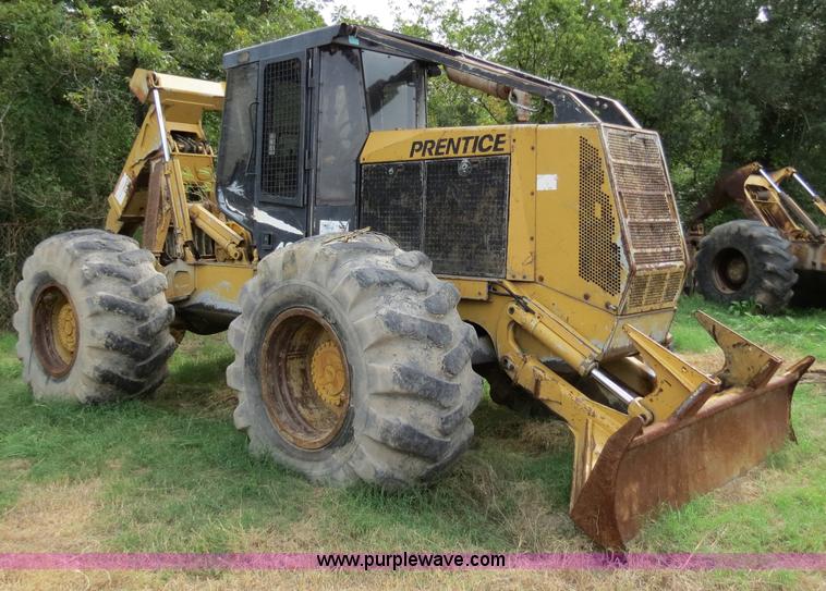 image for item B4843 2003 Prentice 490 skidder