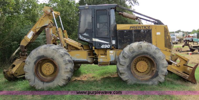 image for item B4843 2003 Prentice 490 skidder