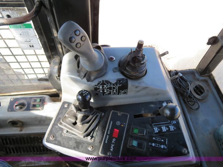 image for item B4843 2003 Prentice 490 skidder