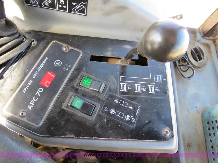 image for item B4843 2003 Prentice 490 skidder