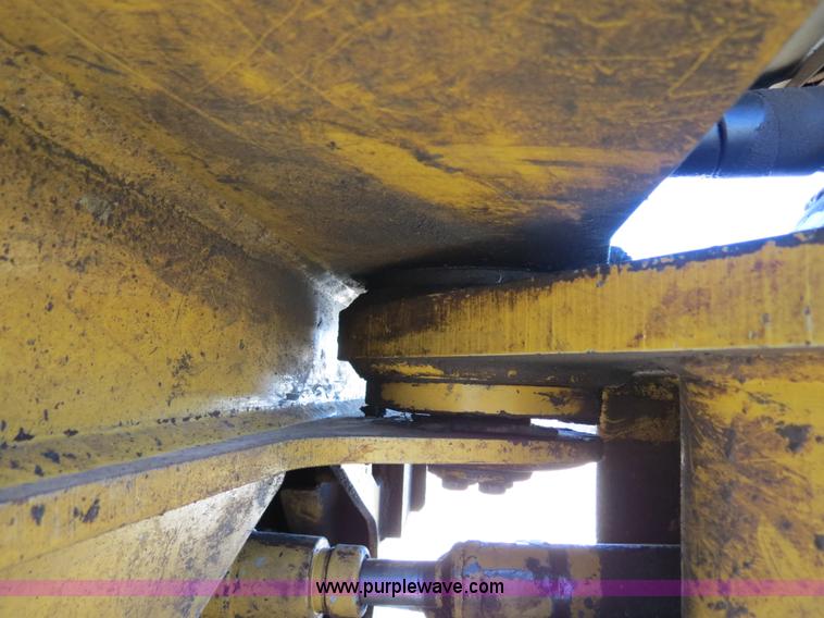 image for item B4843 2003 Prentice 490 skidder