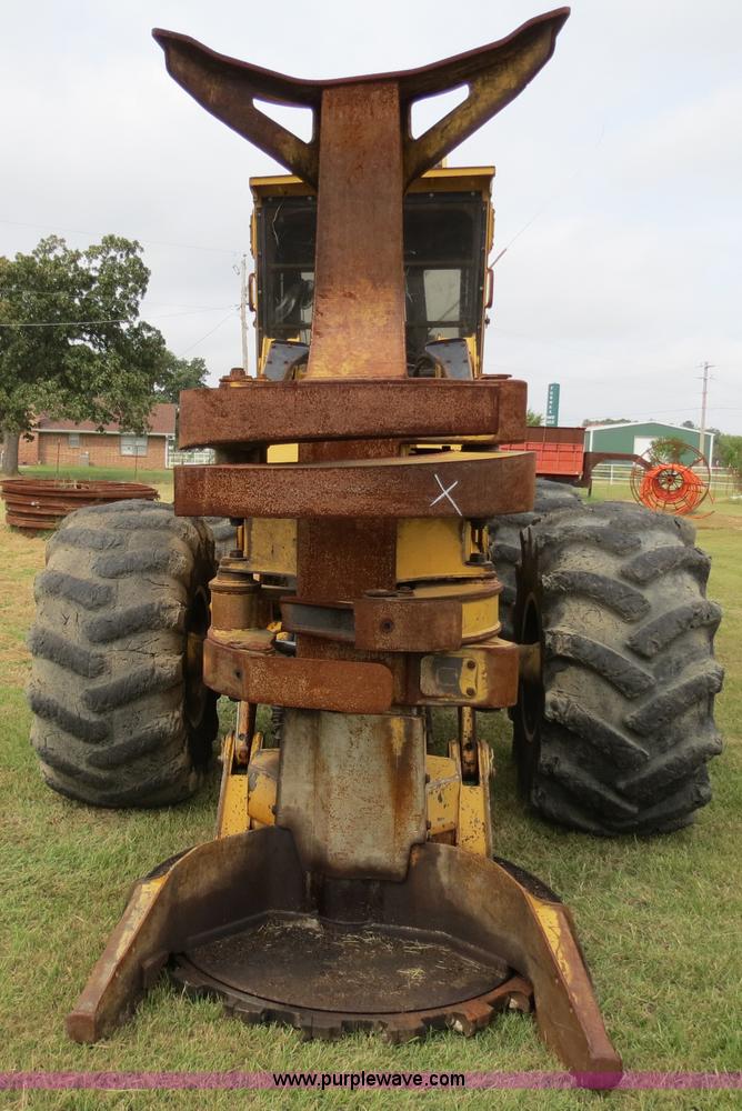 image for item B4844 2004 Tigercat 724D feller buncher