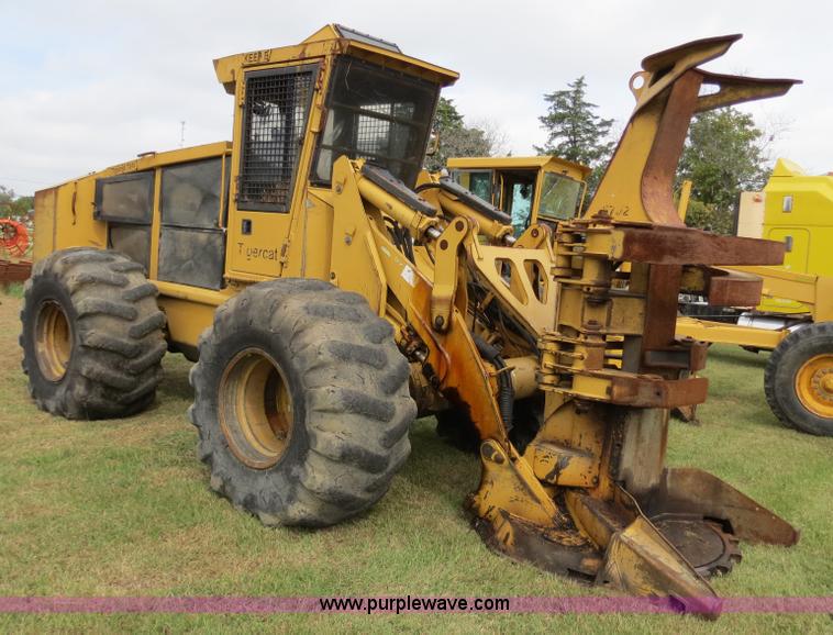 image for item B4844 2004 Tigercat 724D feller buncher