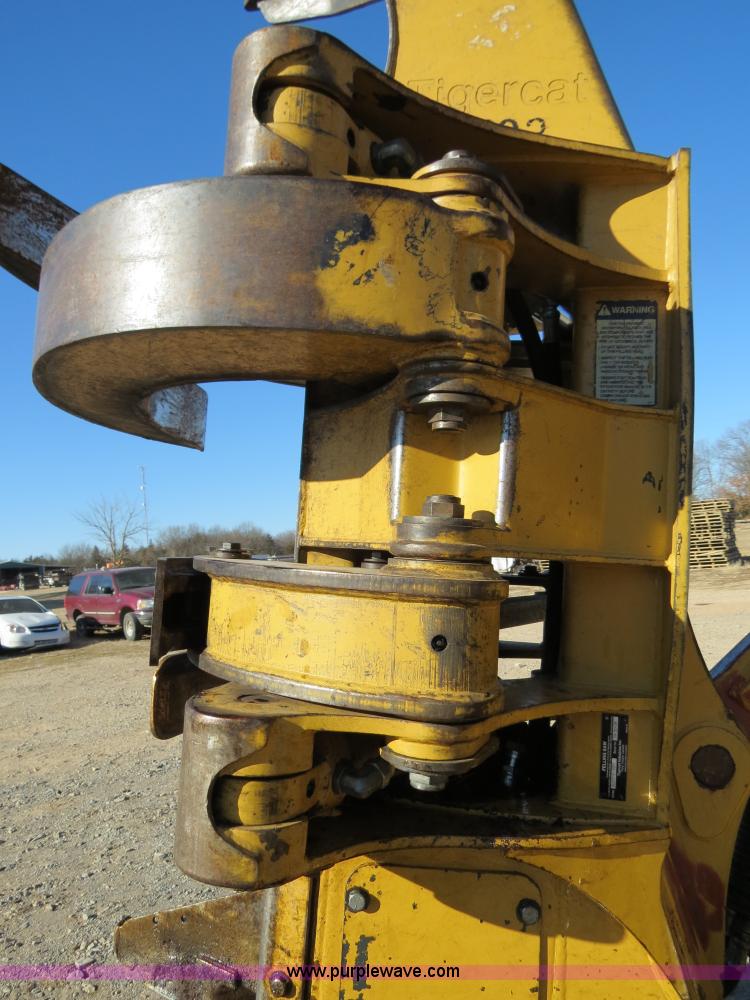 image for item B4844 2004 Tigercat 724D feller buncher