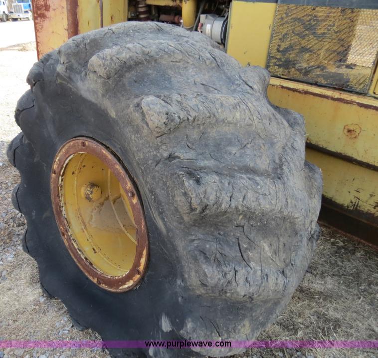 image for item B4846 1996 Timberking TK380 feller buncher