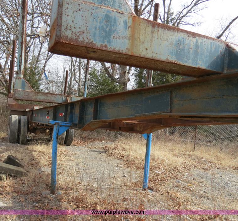 image for item B4847 1981 Lufkin four bunk log trailer