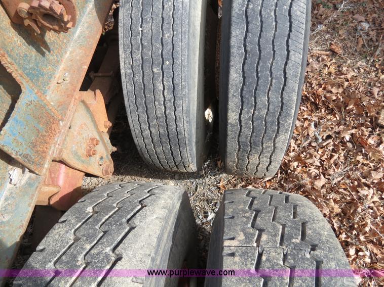 image for item B4847 1981 Lufkin four bunk log trailer