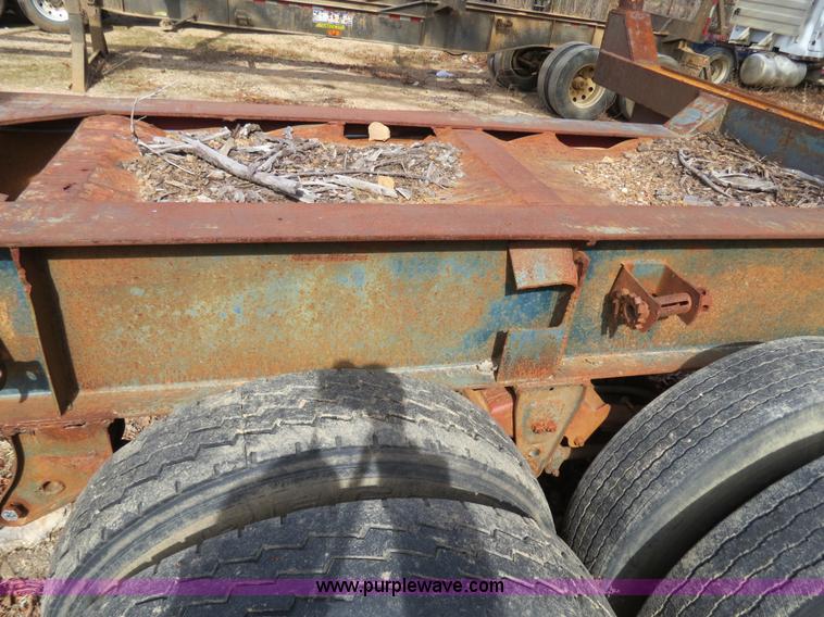 image for item B4847 1981 Lufkin four bunk log trailer