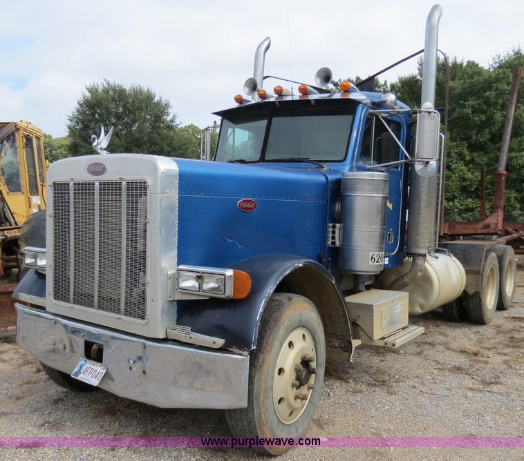 image for item B4850 1988 Peterbilt 379 semi truck