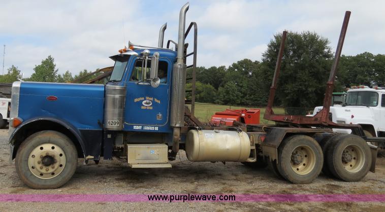 image for item B4850 1988 Peterbilt 379 semi truck