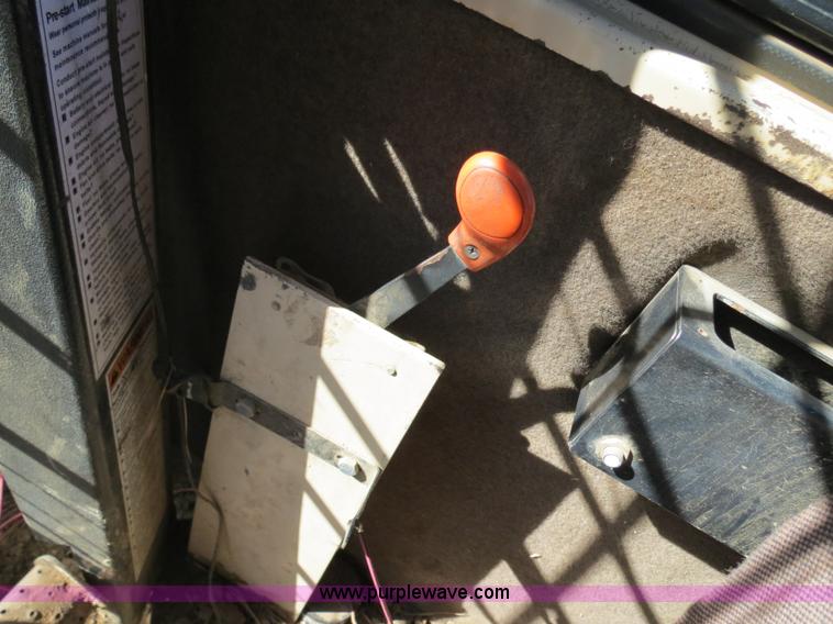 image for item B4856 1999 Barko 225 knuckleboom loader