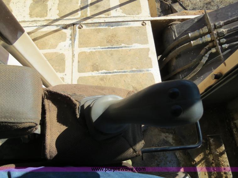 image for item B4856 1999 Barko 225 knuckleboom loader