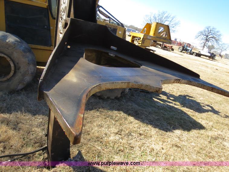 image for item B4856 1999 Barko 225 knuckleboom loader