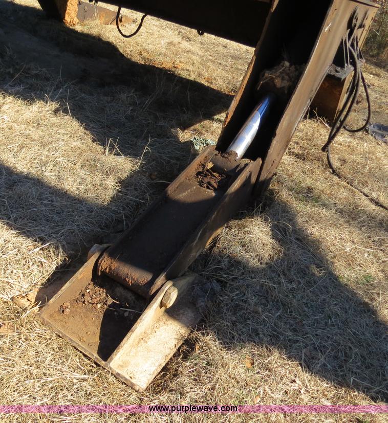 image for item B4856 1999 Barko 225 knuckleboom loader