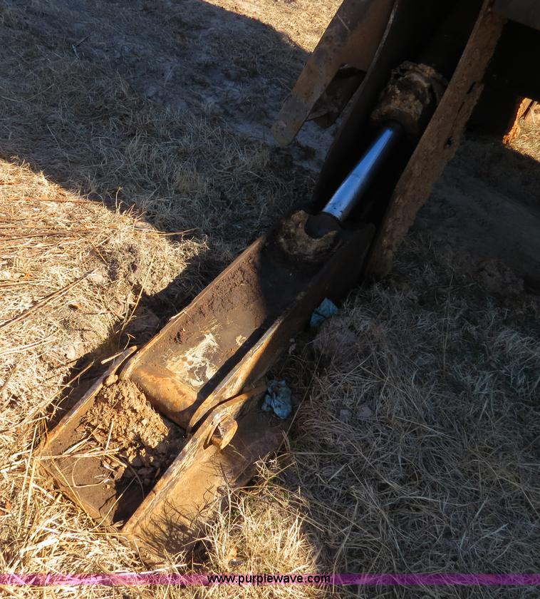 image for item B4856 1999 Barko 225 knuckleboom loader