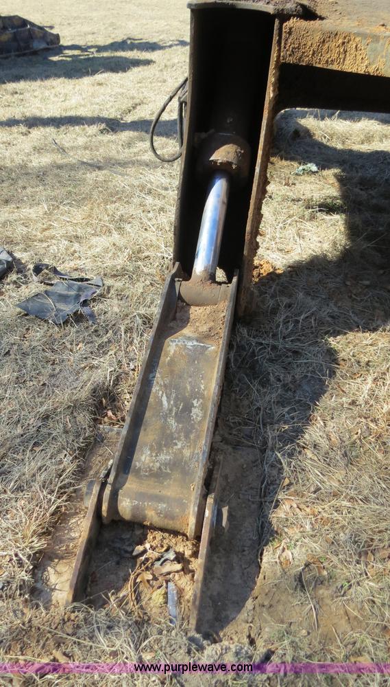 image for item B4856 1999 Barko 225 knuckleboom loader