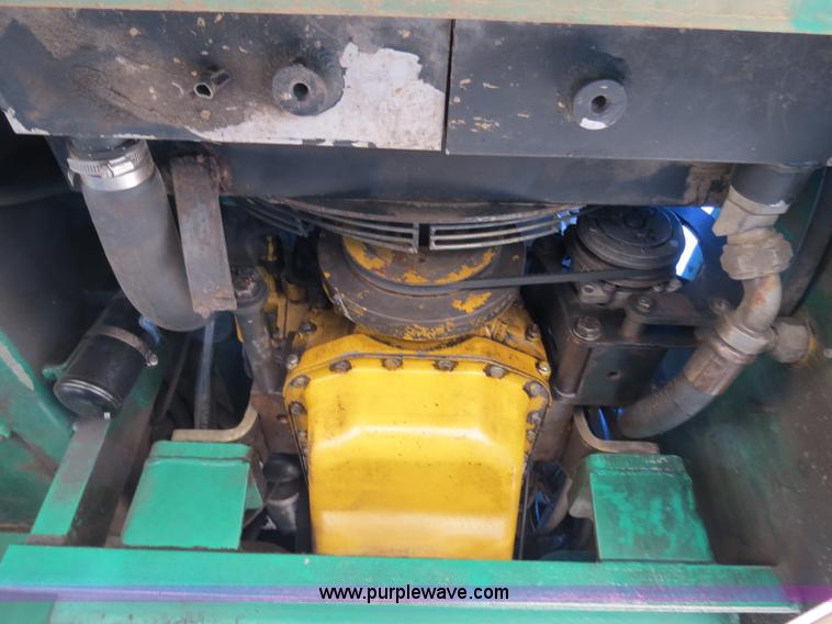 image for item B4859 2002 Timberjack 430B knuckleboom loader