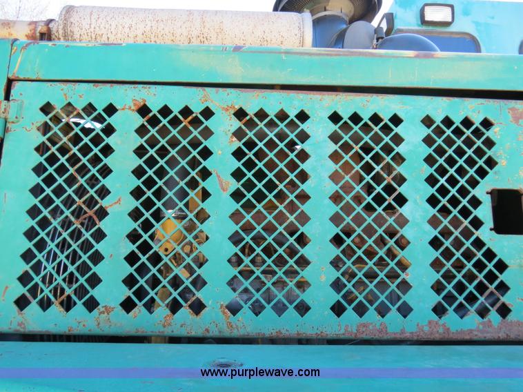 image for item B4859 2002 Timberjack 430B knuckleboom loader