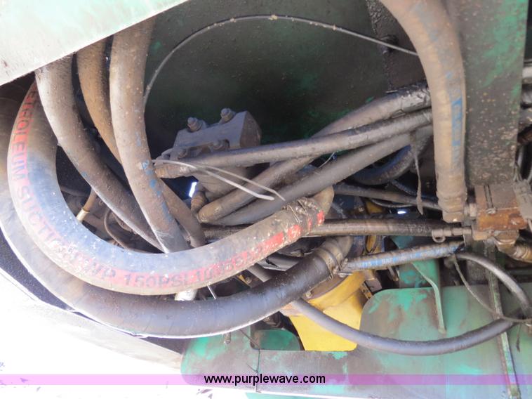 image for item B4859 2002 Timberjack 430B knuckleboom loader