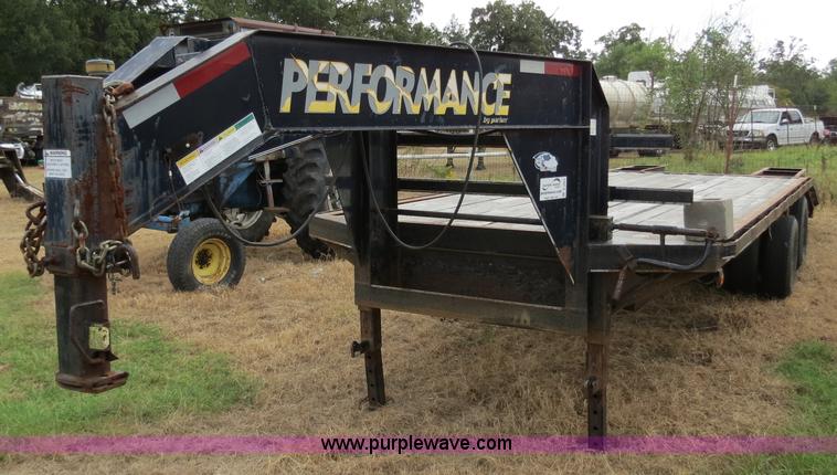 image for item B4863 2003 Performance 24' gooseneck flatbed trailer
