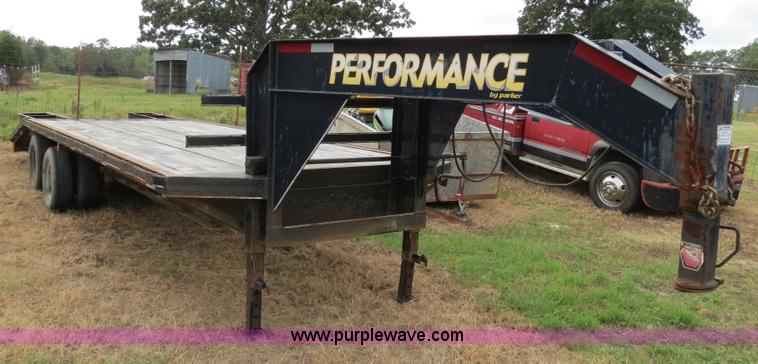 image for item B4863 2003 Performance 24' gooseneck flatbed trailer