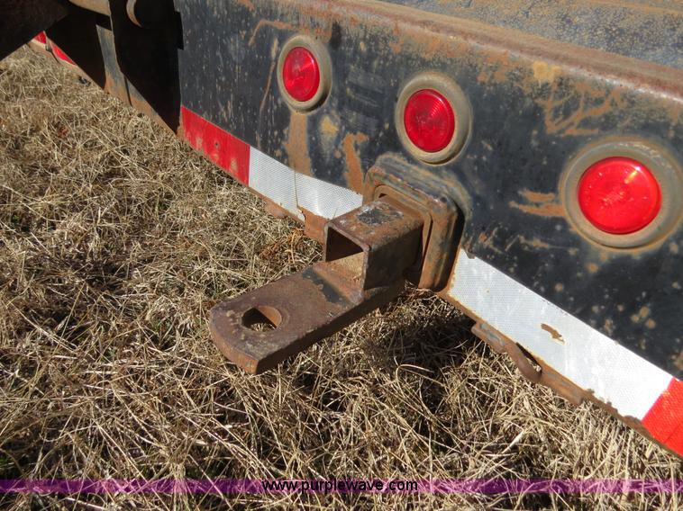 image for item B4863 2003 Performance 24' gooseneck flatbed trailer