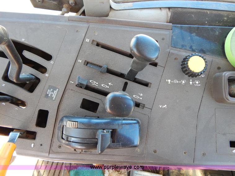 image for item B4864 2004 John Deere 6615 tractor