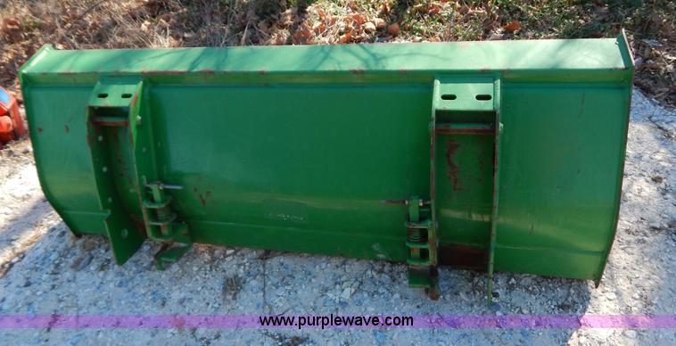 image for item B4864 2004 John Deere 6615 tractor