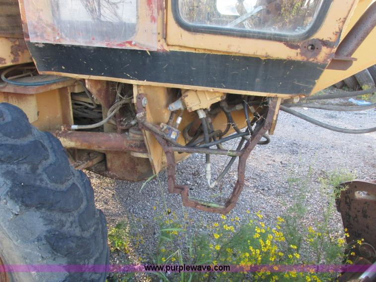 image for item J2396 Galion A550 motor grader