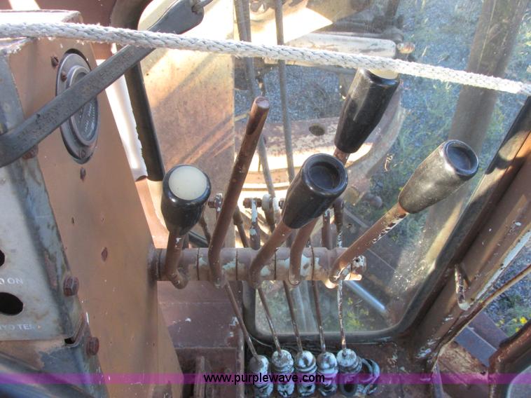 image for item J2396 Galion A550 motor grader