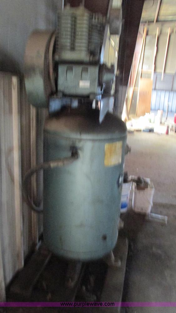 image for item AC9801 Saylor-Brall air compressor